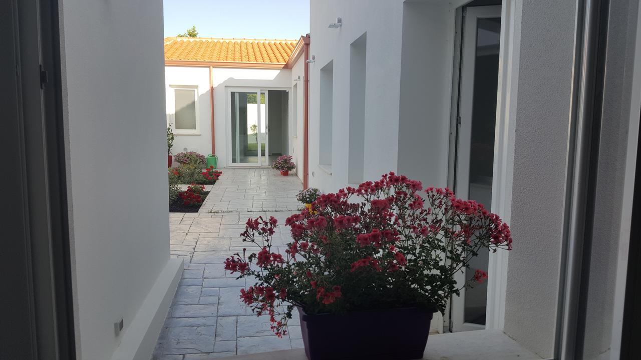 B. Sinis Bed & Breakfast Càbras Eksteriør bilde